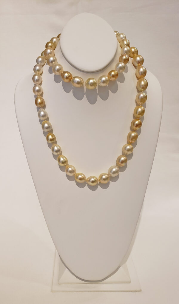 35" of 12-15mm Golden South Sea Pearl Necklace 18kt Yellow Gold Clasp
