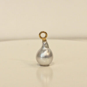 White South Sea Pearl with 18kt Yellow Gold