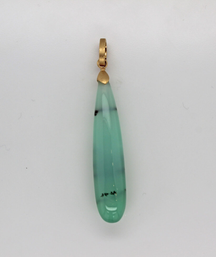 Chrysoprase Drop with 18kt Yellow Gold Cap & Clip