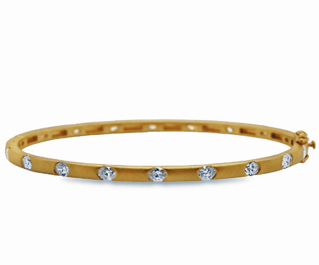 18kt Yellow Gold & Diamond Bangle