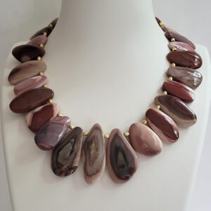 Burgundy & Maroon Agate Drops, 18kt Yellow Gold Spacers, 18kt Yellow Gold Chain & Clasp Necklace