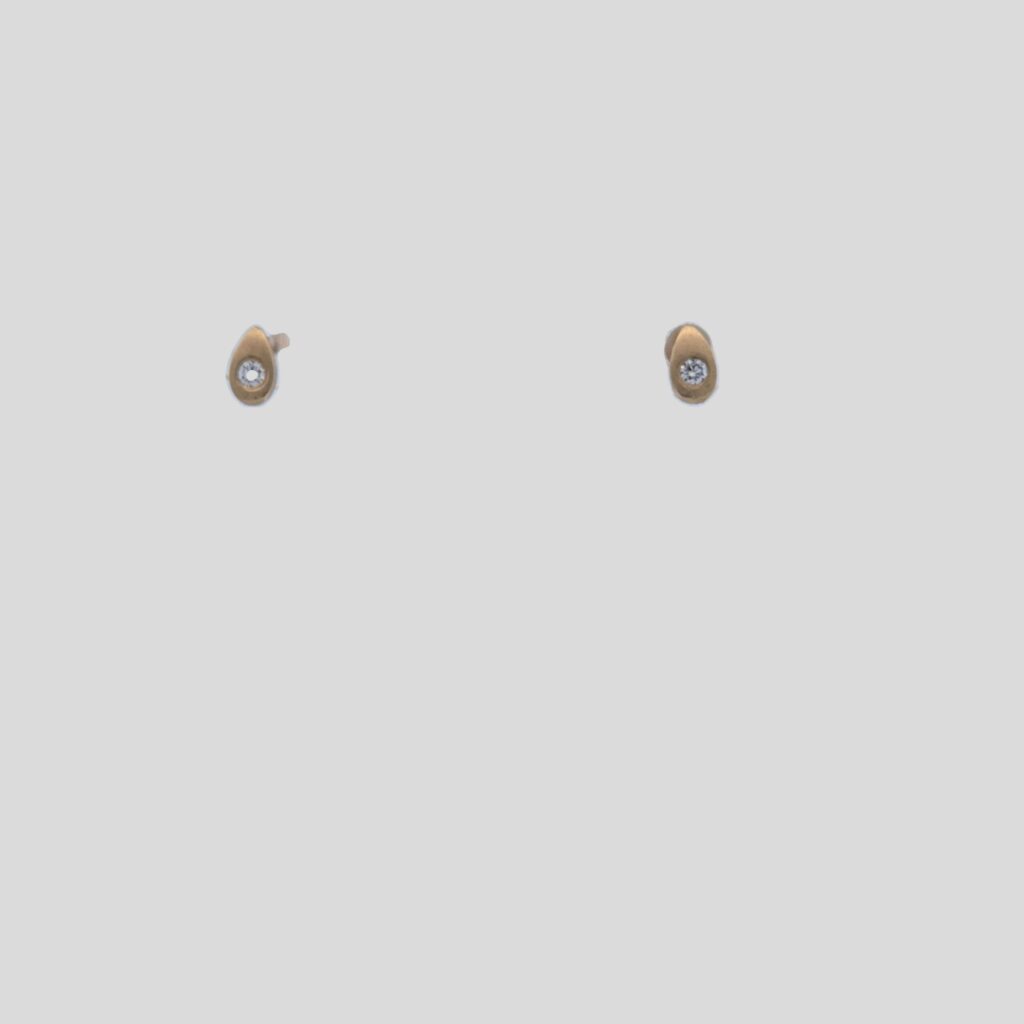 18kt Yellow Gold & Diamond Teardrop Stud