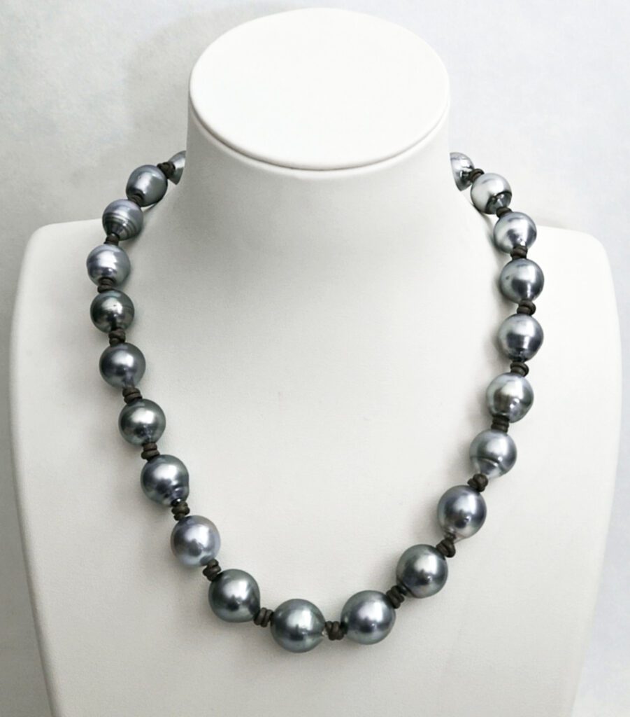 Baroque Light Silver Tahitian Pearls Knotted on Hand Rolled Italian Leather with a Brushed 18kt White Gold Clasp
