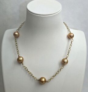 18kt Yellow Gold Chain, Golden South Sea Pearls, 18kt Yellow Gold & Diamond Rondels, 18kt Yellow Gold Clasp Necklace